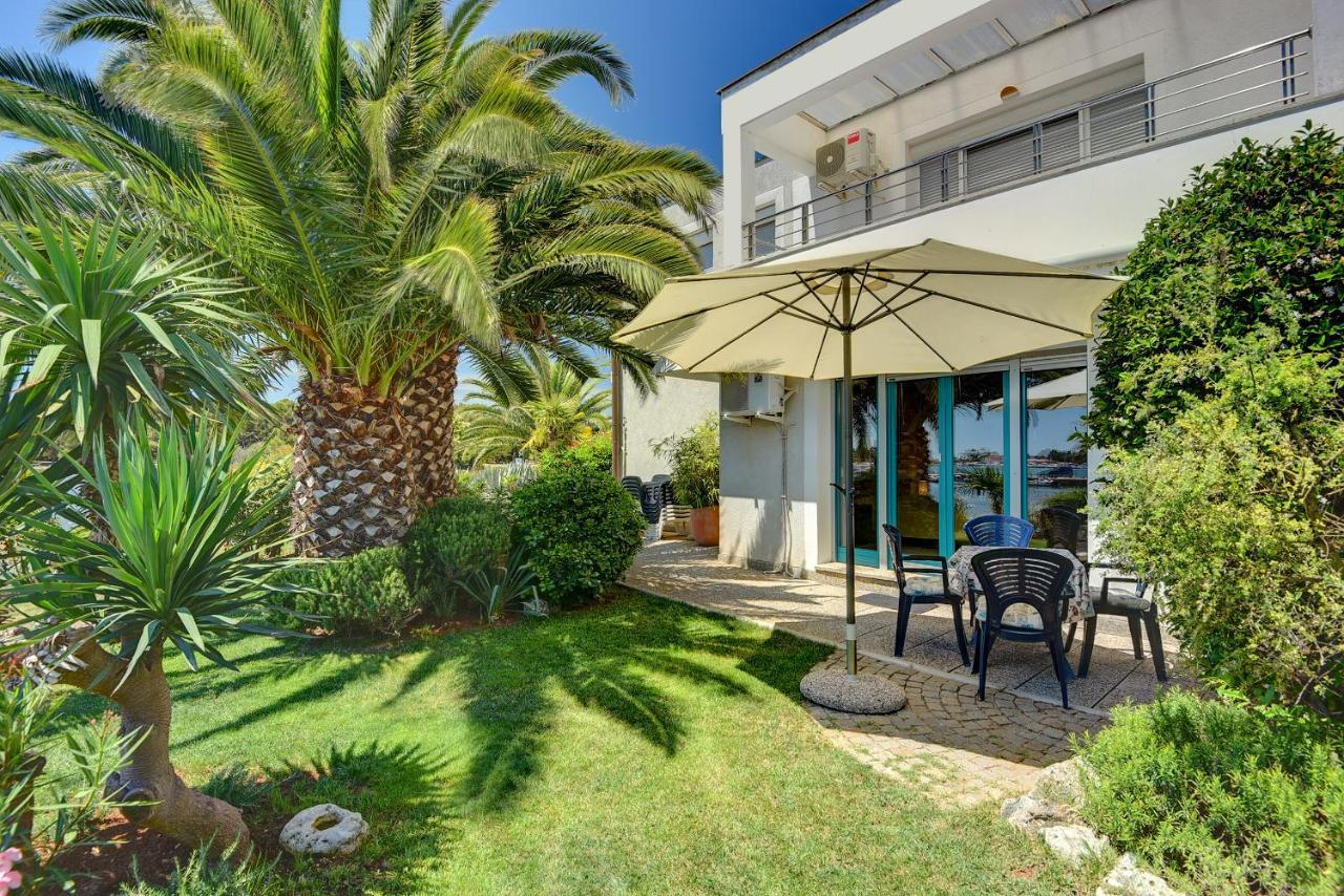 Apartments Villa Ana Medulin Exterior photo