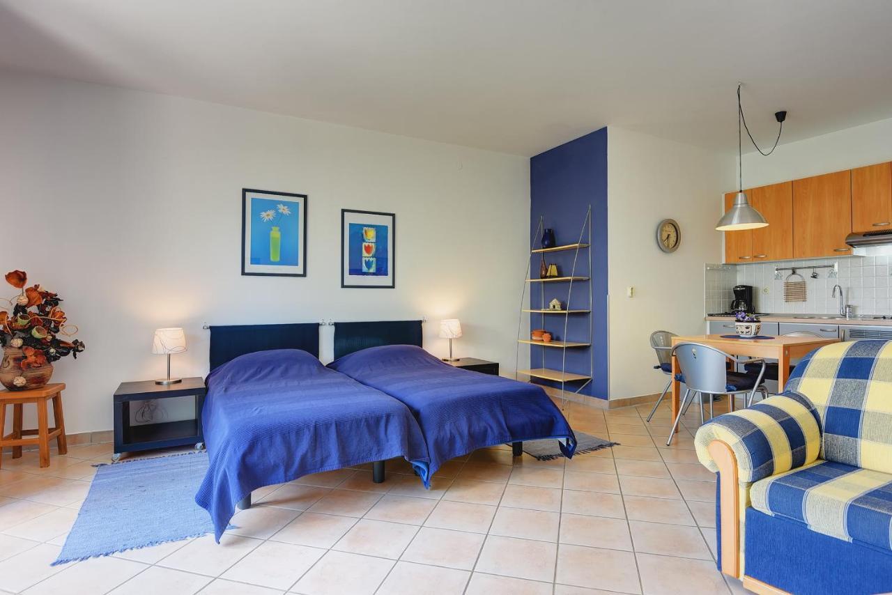 Apartments Villa Ana Medulin Exterior photo